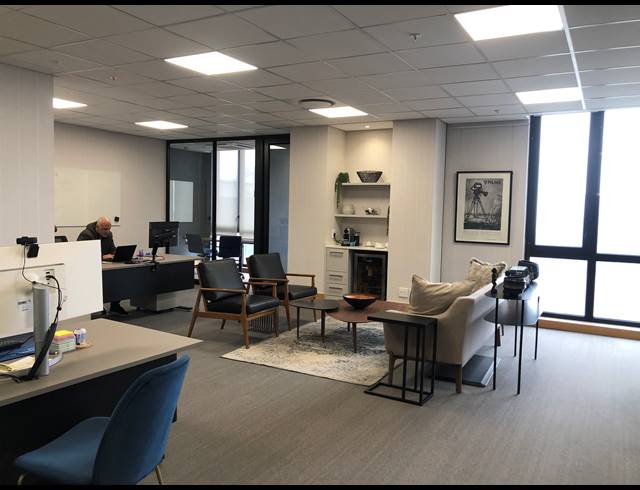 418M² SERVICED OFFICE TO LET IN ROSEBANK